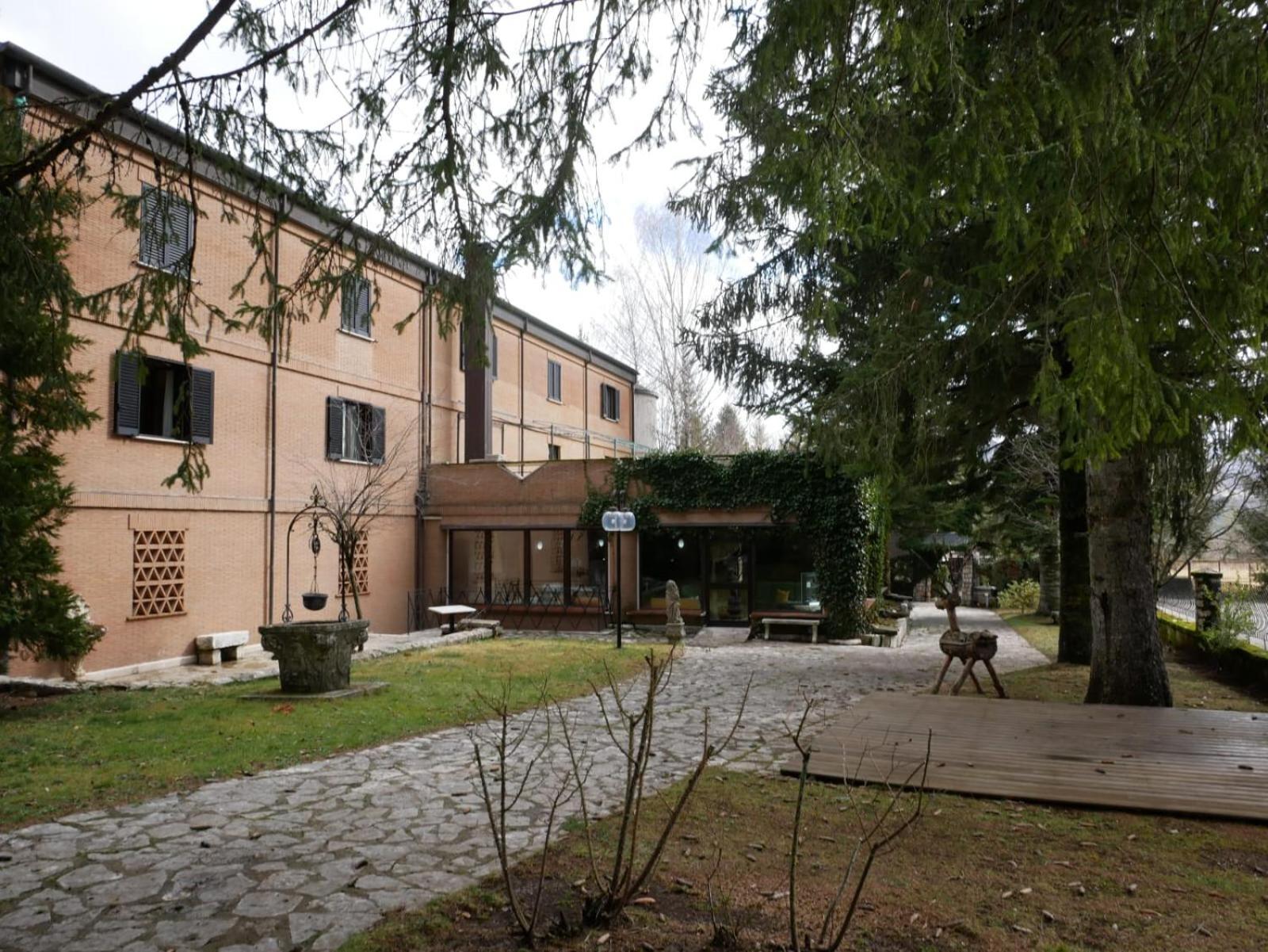 פסקאסרולי Lh Albergo Il Picchio מראה חיצוני תמונה