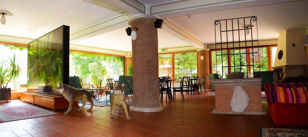 פסקאסרולי Lh Albergo Il Picchio מראה חיצוני תמונה